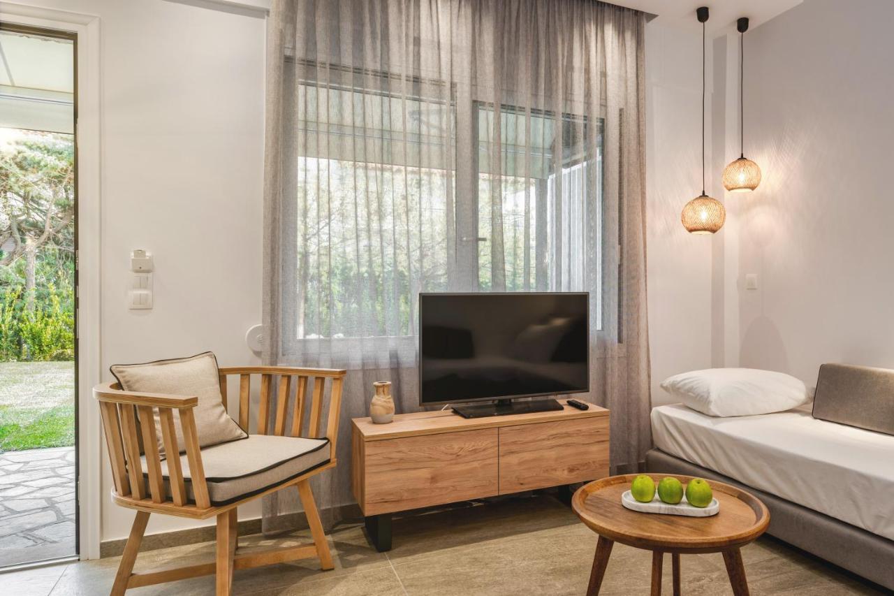 Coel Luxury Suites By Rentalspro Services - Potidea Halkidiki Nea Poteidaia Exterior foto