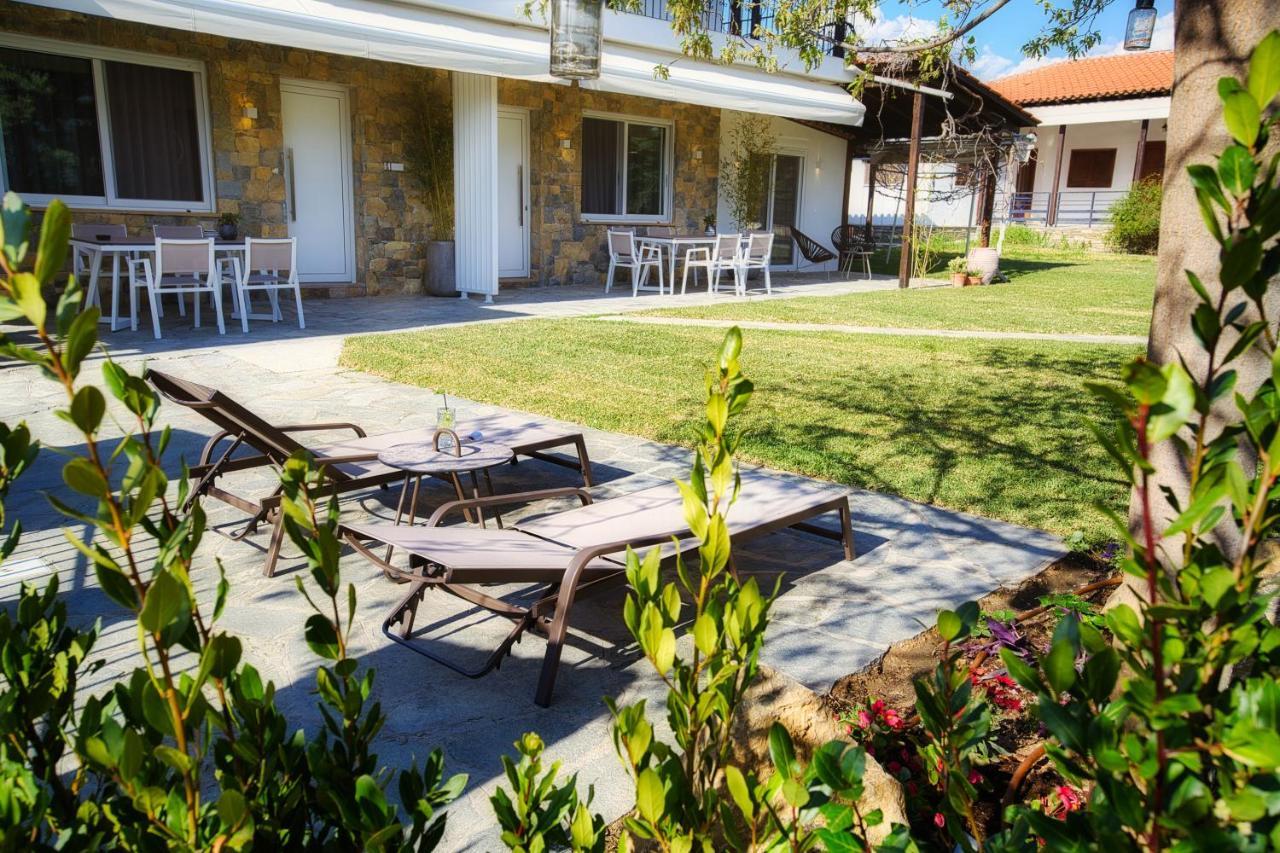 Coel Luxury Suites By Rentalspro Services - Potidea Halkidiki Nea Poteidaia Exterior foto